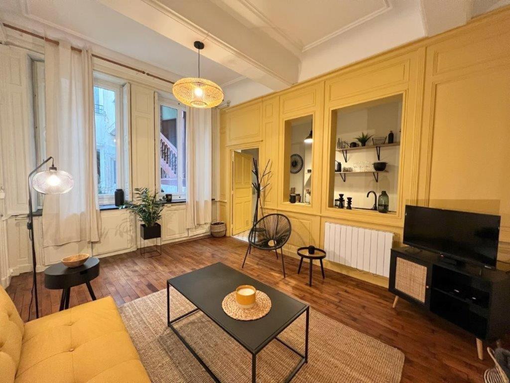 Le Boudoir De Clem Apartment Chalon-sur-Saône Exterior foto